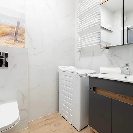 Ku Morzu Przytulny Blisko Plaży Parking&balkon By Renters Apartament Sianożęty